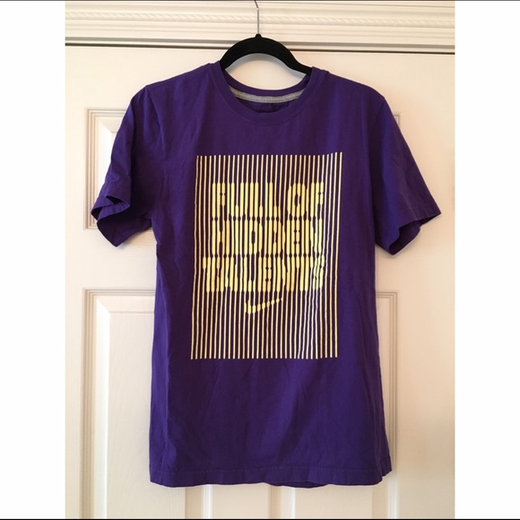 Nike Shirt Bundle - Picture 3 of 4