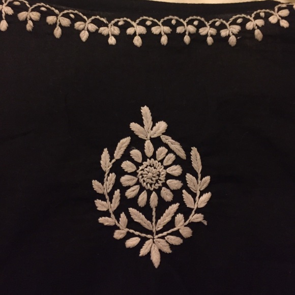 Indian hand embroidered cotton tunic - Picture 3 of 5