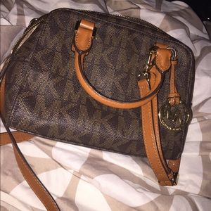 Michael kors over the shoulder purse