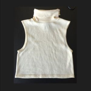 White Stag Cream Crop Top Turtleneck Size Medium