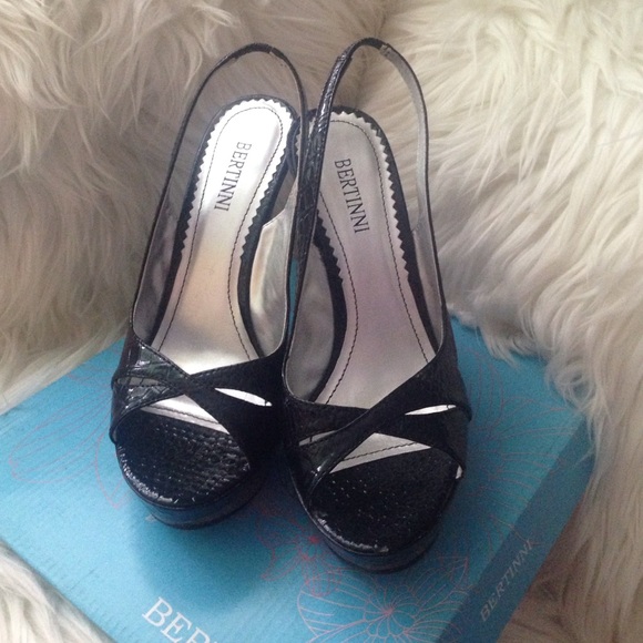 LOWEST!  Envy Black Heels Platforms Bertinni - Picture 2 of 4