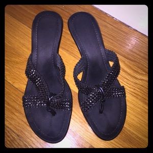 Low Heeled Black Suede Sandals