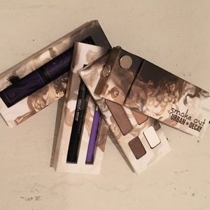 Urban Decay Smoke Out Eyeshadow Set