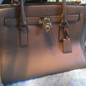 Michel Kors Tan Hamilton Bag
