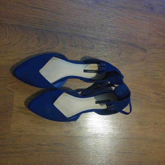 Forever 21 Blue Pointed Flats with Ankle Strap