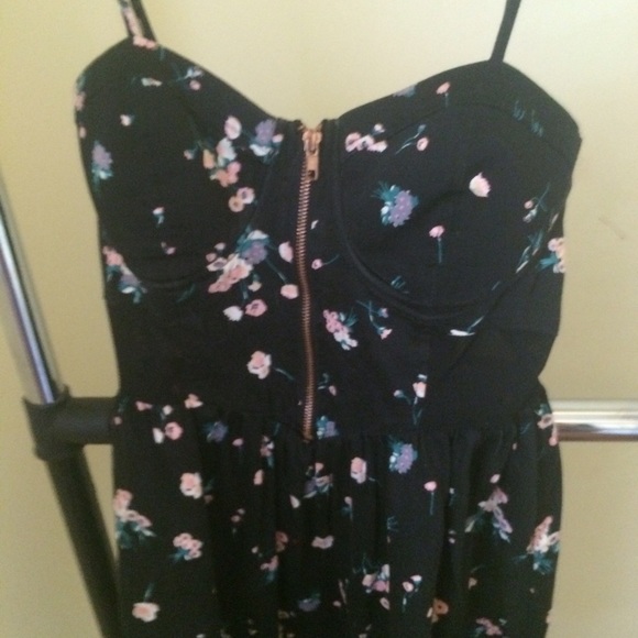 Midi flower filled black zipper dress
