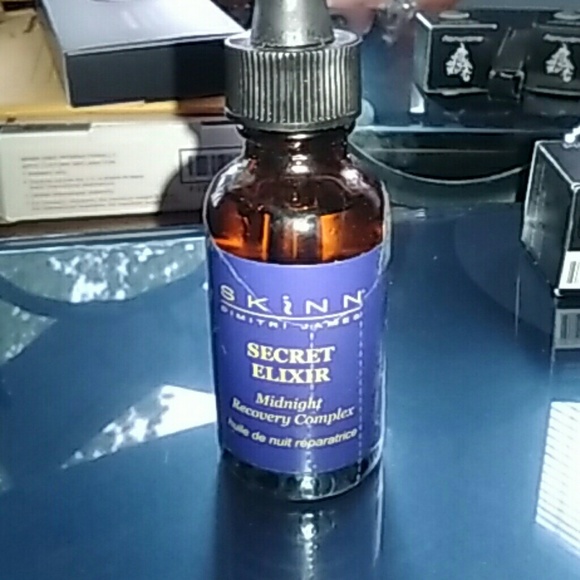 Skinn Secret Elixir - Picture 4 of 4