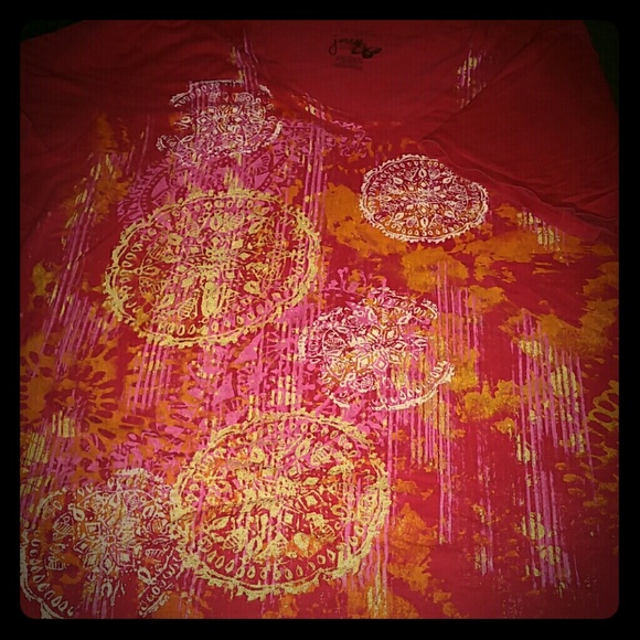 Pink t-shirt