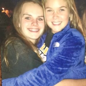 Meet your Posher, Carlin