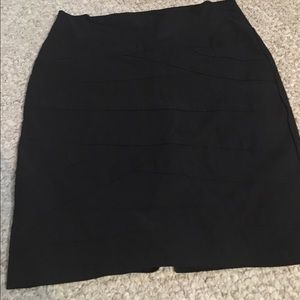 Black pencil bandage skirt