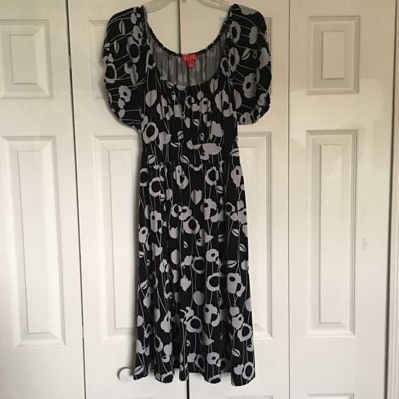 COMFY BLACK AND GREY DRESS