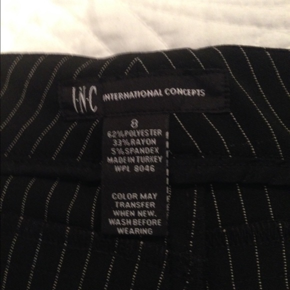 Black pinstripe shorts - Picture 2 of 5