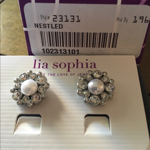 Lia Sophia Nestled Earings NWT
