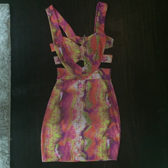 Show stopping mini dress!