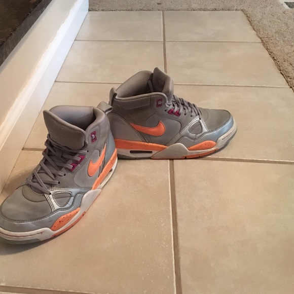 Nike Flight 13 high tops size 8