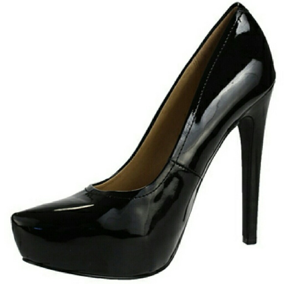 Kelsi dagger patent heels