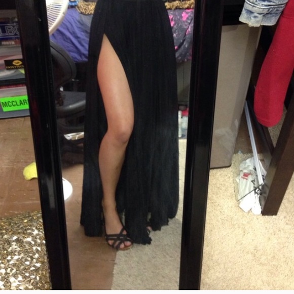 Black double slit maxi skirt