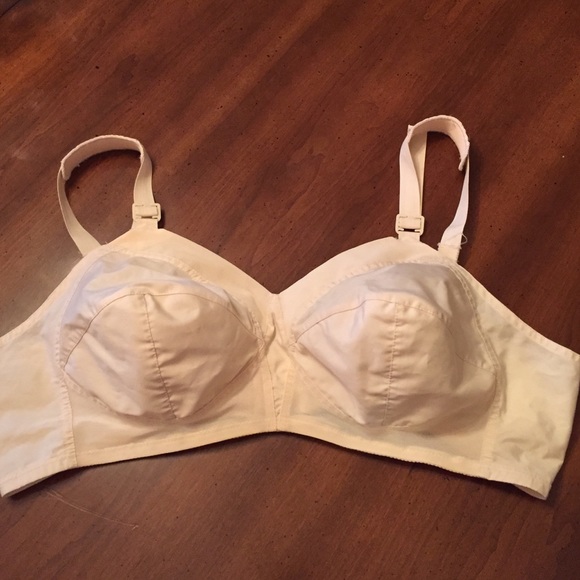 Vintage Other - VINTAGE Bullet style bra by Exquisite Form
