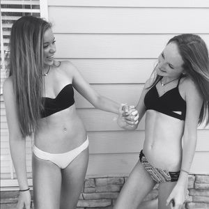 Meet your Posher, Caitlin