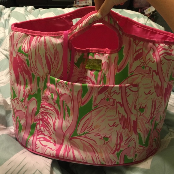Lilly Pulitzer insulated beach bag