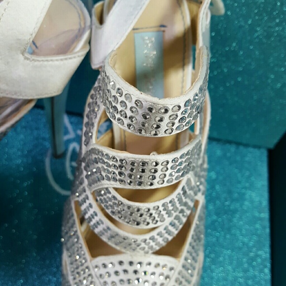 Blue by Betsey Johnson heels - Picture 3 of 4