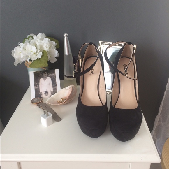 Jeffery Campbell inspired high heels