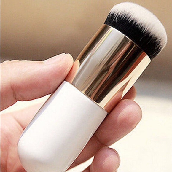 Makeup brushes! 💕TRADE💕 - Picture 2 of 3