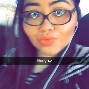 Meet your Posher, Gisselle