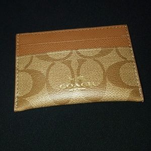 👍sold 👍👛Signature Coach card holder