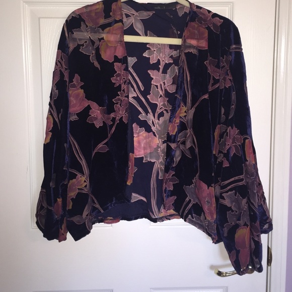 VELVET KIMONO 😍😜