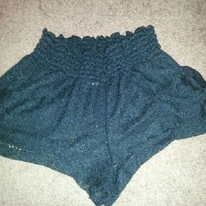 Crocheted shorts nwot sz lg