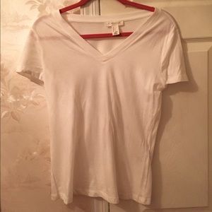 Basic white tee