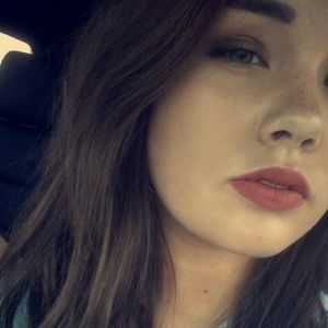 Meet your Posher, Mckenzie