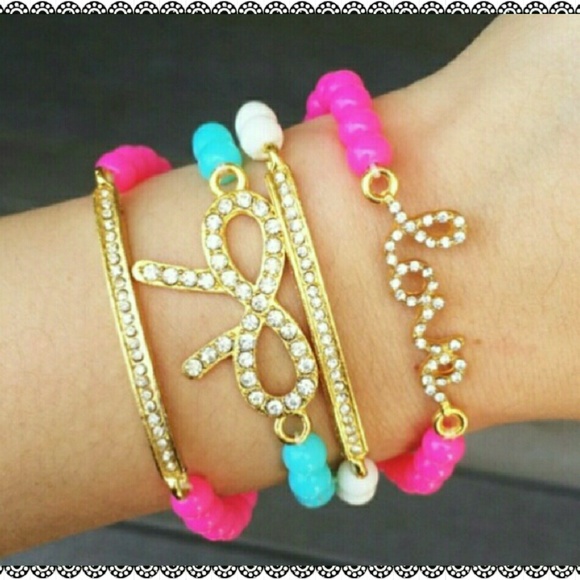 ♦️♦️LOVE, BAR, & BOW BRACELET SET♦️♦️