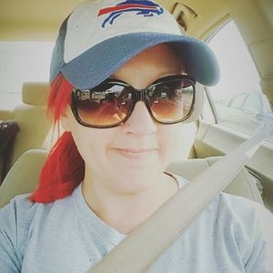 Meet your Posher, Loriann