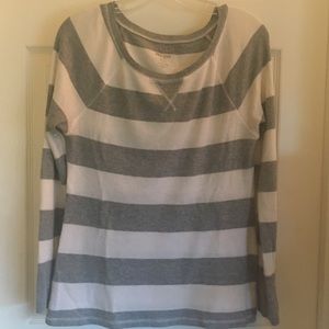 Old Navy Thermal shirt