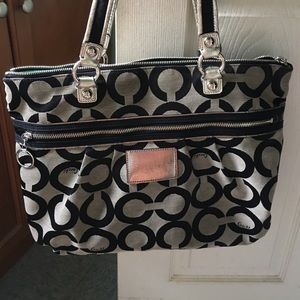 Authentic coach poppy