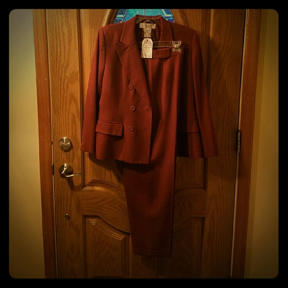 Jones New York  size 10P