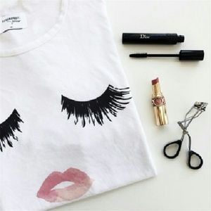 NWT Beautiful Lips & Eyelash T - Shirt