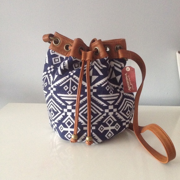 Arizona Jean Company Handbags - Tribal Medium Bucket Crossbody Synched Bag