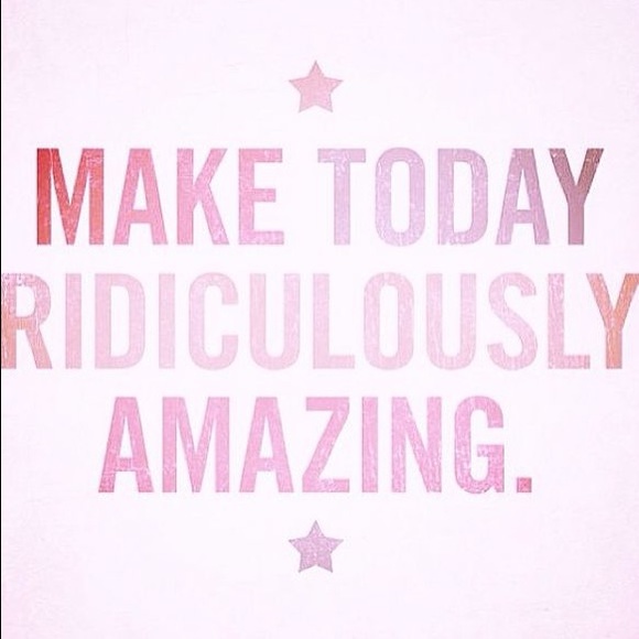 Meet your Posher, Layla - Picture 1 of 1