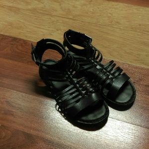 Size 7 black gladiator sandals