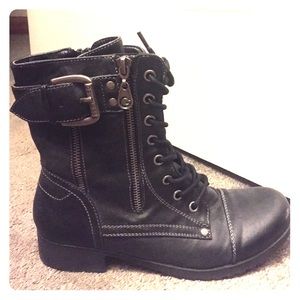 Guess combat boots