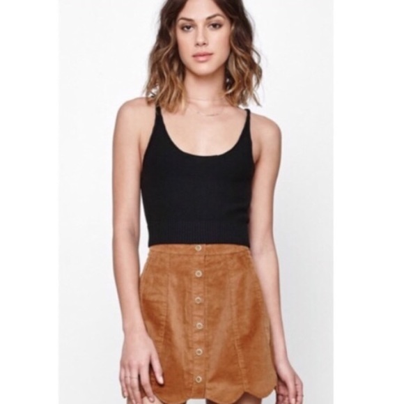 Adorable Knit Crop Top - Picture 4 of 5