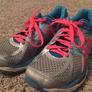 Asics running shoe size 8.5
