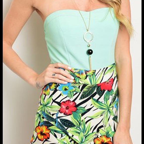 Floral Print Romper S,M - Picture 3 of 3