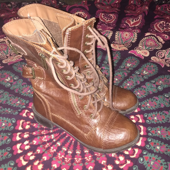 Combat boots 😛