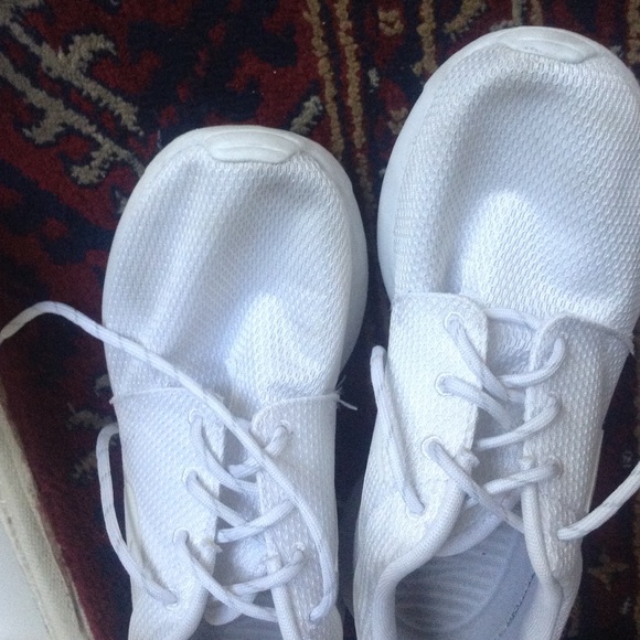 Sold - Picture 3 of 4