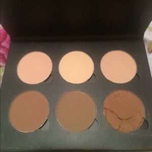 Anastasia contour Kit ( light to medium) powder