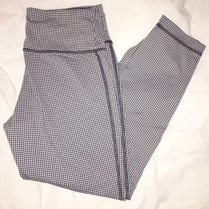 Checkered workout leggings size XS